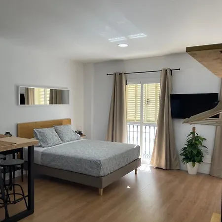 Apartment Carreteria 5 *