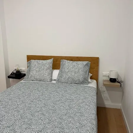 Carreteria 5 Apartment *